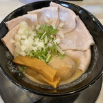 らーめんstand R&R 西淀川店 - 極濃　鶏白湯　レアチャーシュー