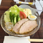 Cafe・de・まる - 冷麺（税込み８８０円）