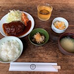 常衛門食堂 - 煮込みハンバーグ定食【2023.6】