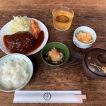 Tsuneemon Shokudou - 煮込みハンバーグ定食【2023.6】