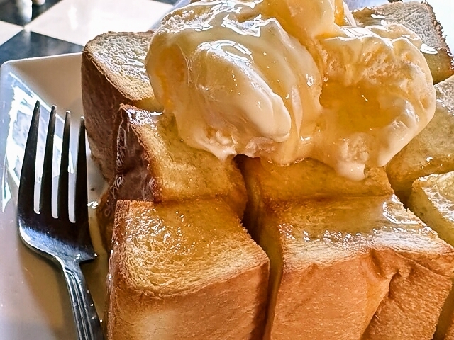 ローハイド（low-hide） - 本宮（丼）の写真