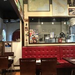 ピッツェリアマッシモ - 店内から釜の眺め