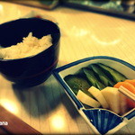 カクテルバー しろ - 同じくサービス。ごはんはやわらかめ。マスターの好み。そう言えば私の父もやわらかめが好みでした。