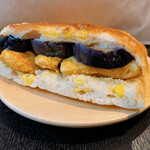 トルヴェ - タンドリーチキンとなすのサンド