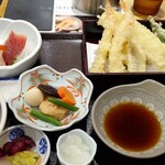 Kurochoubei - 刺身天ぷら膳 1,518円