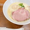 鶏白湯そば やす