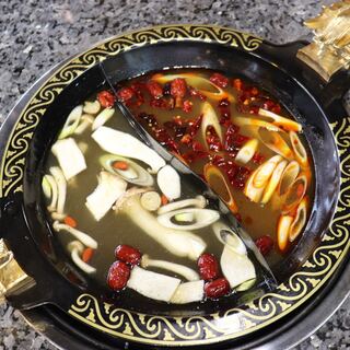 ★Enjoy traditional Chinese Hot pot at a reasonable price