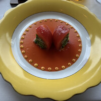 モナリザ 丸の内店 - コースの前菜(ズワイガニ、アボカド、トマトのロザス仕立て)