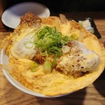 とんかつ めし処 長屋 - カツ丼（卵とじ）