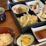 お食事処 カモ井寿司 - 