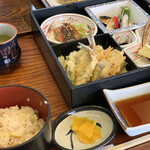 お食事処 カモ井寿司 - 