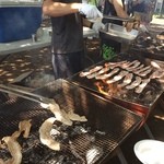 弁慶果樹園 - 湘南の有名な豚肉「みやじ豚」のBBQに参加。
            豚肉の美味しさを伝えるBBQは美味しいです♬
            