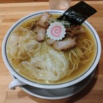 there is ramen - ワンタン麺
