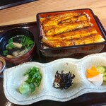 lunch itta - うな重(国産)