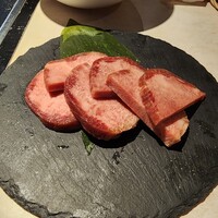 国産熟成焼肉 肉バル ドウラクコリーダ ランドマーク店 - 