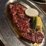 焼肉葉山 神戸三田牛 - 