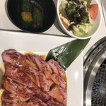 焼肉じゅうじゅうカルビ - 料理写真: