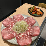 Koshitsu Yakiniku Tehan - 