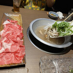 餐廳壽海 - 牛肉のしゃぶしゃぶで最後は雑炊かうどんが選べます。