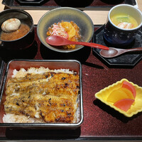 うなぎ 蟹 青海 北新地 - 