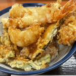 209946397 - 天丼小盛り　無料まいたけトッピング