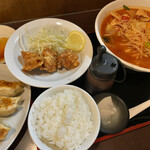 麺王 - トマトタンメンから揚げセット+半餃子