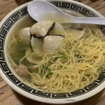 磯丸水産 - はまぐりラーメン