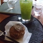 茶遊亭 - シュークリームセット700円