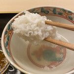 道人 - 見事な骨ぎり　美しい鱧