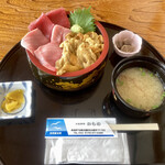 お食事処 かもめ - 二色海鮮丼(マグロ&ウニ)