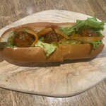 ミートボール食堂 オルオル - ミートボールサンド