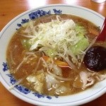 Kuma Chiyan Ramen - 野菜チゲ・・・しょっぺ＆麺やわやわ。野菜くたくた。