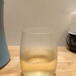 ボーノ - 白ワインをグラスで