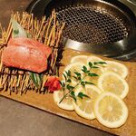 西中州焼肉 きらく - スーパーネギタン塩と上タン塩