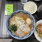 麺工房 しゅはり屋 - 濃厚煮干しらーめん[塩]味玉TP