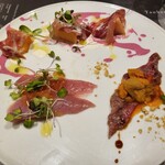 燕三条イタリアンBit 銀座店 - 和牛ウニ、マグロ、メロンと生ハム