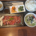 焼肉 ISSA - 