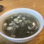 餃子センター - ワカメスープ