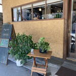 町結cafe & バル - お店の外観