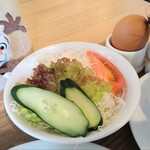 Orenji Hausu - サラダ＆ゆで卵