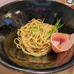 支那蕎麦屋 藤花 - 炙り焼豚丼350円