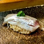 Sushi Sho - 鰯　見た目通りの旨さです！