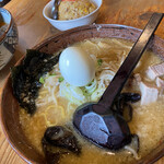 Shirakaba Sansou - 味噌ラーメンゆで卵をのせて