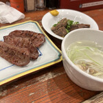 牛たん料理 閣 ブランドーム本店 - 