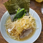 家系ラーメン まこと家 - 