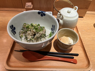 Dashi Cha Duke En - ヒラメ香味和え茶漬け