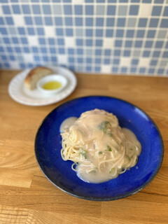 BISTRO Famille - 桃の冷製パスタ