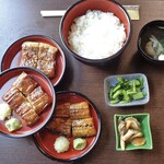 Kankou sou - やなまぶし丼（特上３段；ご飯大盛り；きも吸変更）