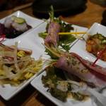 焼鳥・元気 - 前菜というには、もったいない盛り合わせです