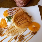 サニーパンケーキ - 